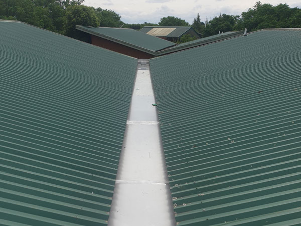 Commercial roofing project completed